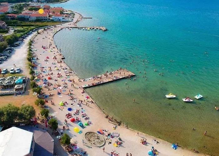 Apartment With Parking Space - 18569